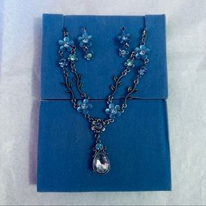 Flower Vine Drop Necklace & Earring Set